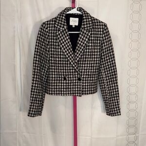 Maison D’Amelie Houndstooth Blazer in Black and‎ White